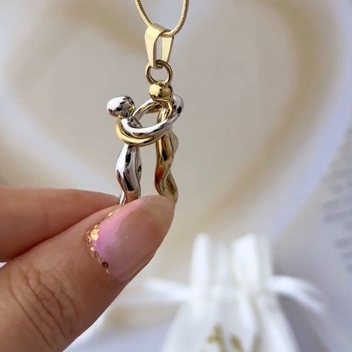 GENERICO - Collar Abrazo Infinito