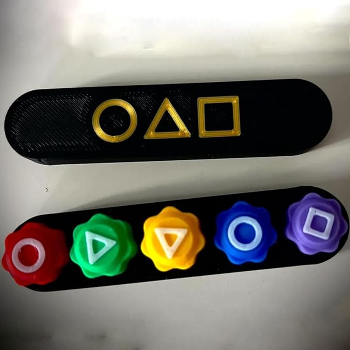 TIOZONEY - Gonggi Squid Game - El Juego Del Calamar