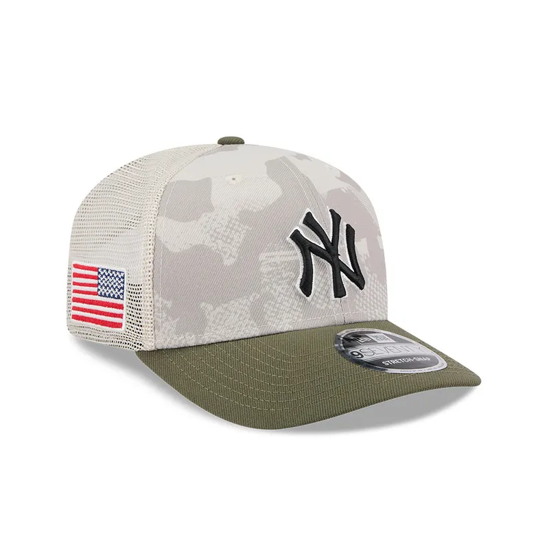 NEW ERA - Gorra 9Seventy MLB New York Yankees Armed Forces Day Beige