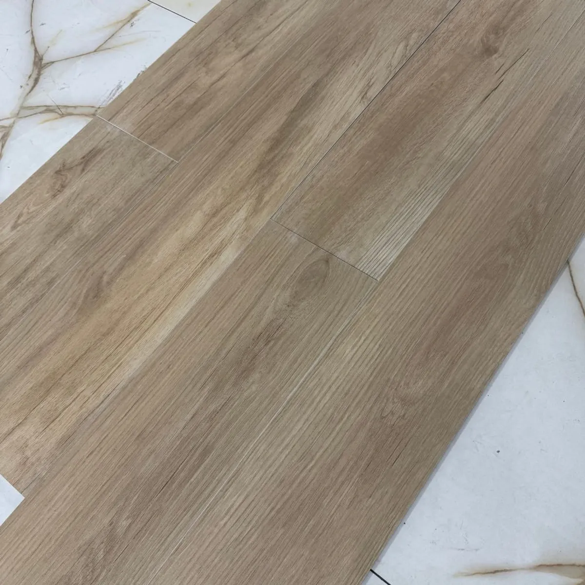 EJESA CREA TU ESPACIO IDEAL - FD120201 20×120 cm Tablón porcelanato 144m2