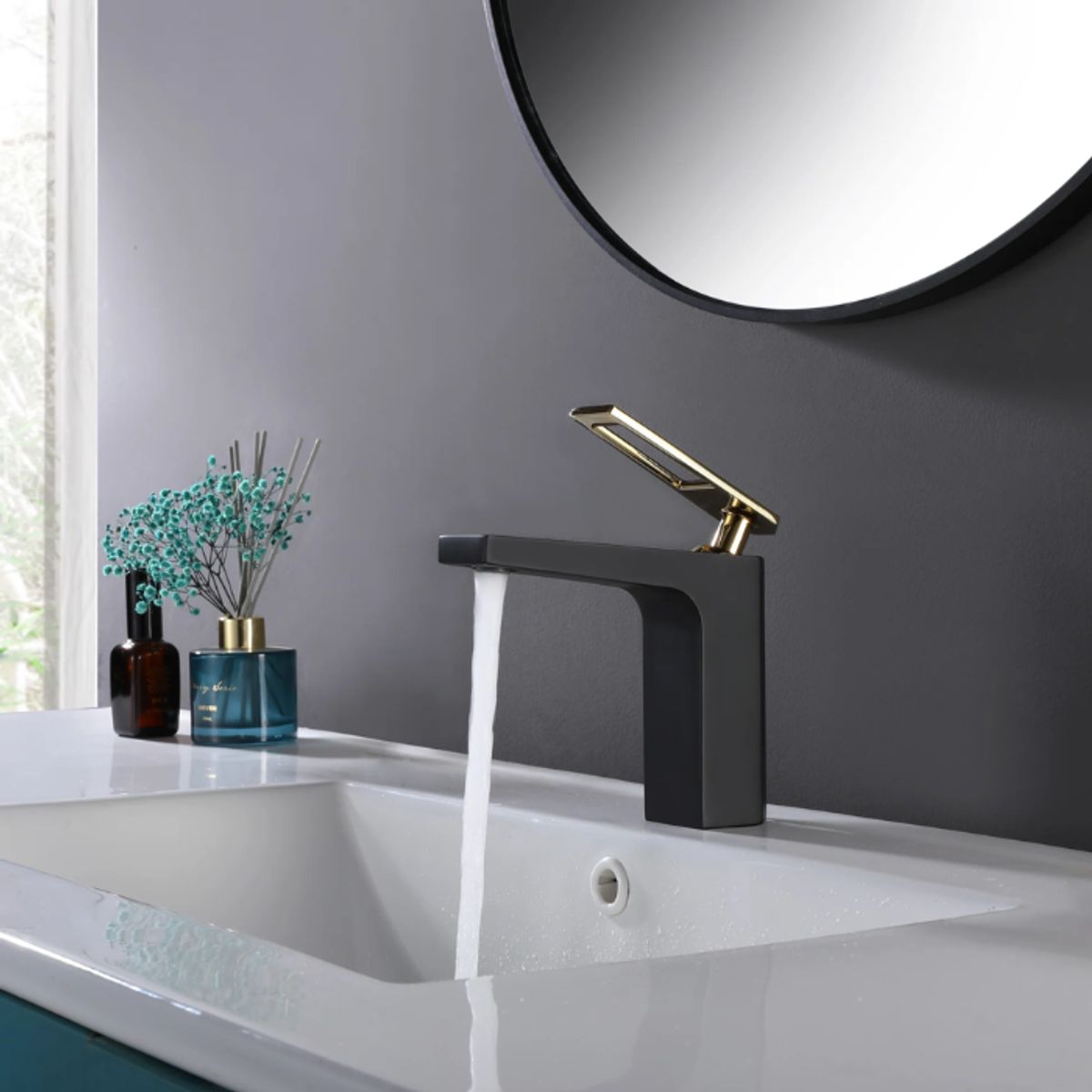 FRATELLI - MEZCLADORA MONOCOMANDO DE LAVATORIO BAJO NEGRO