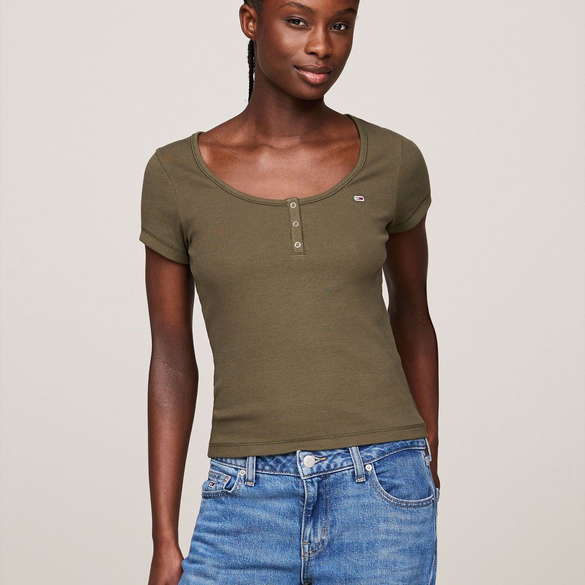 TOMMY HILFIGER - CAMISETA TJW SLIM HENLEY TOP SS