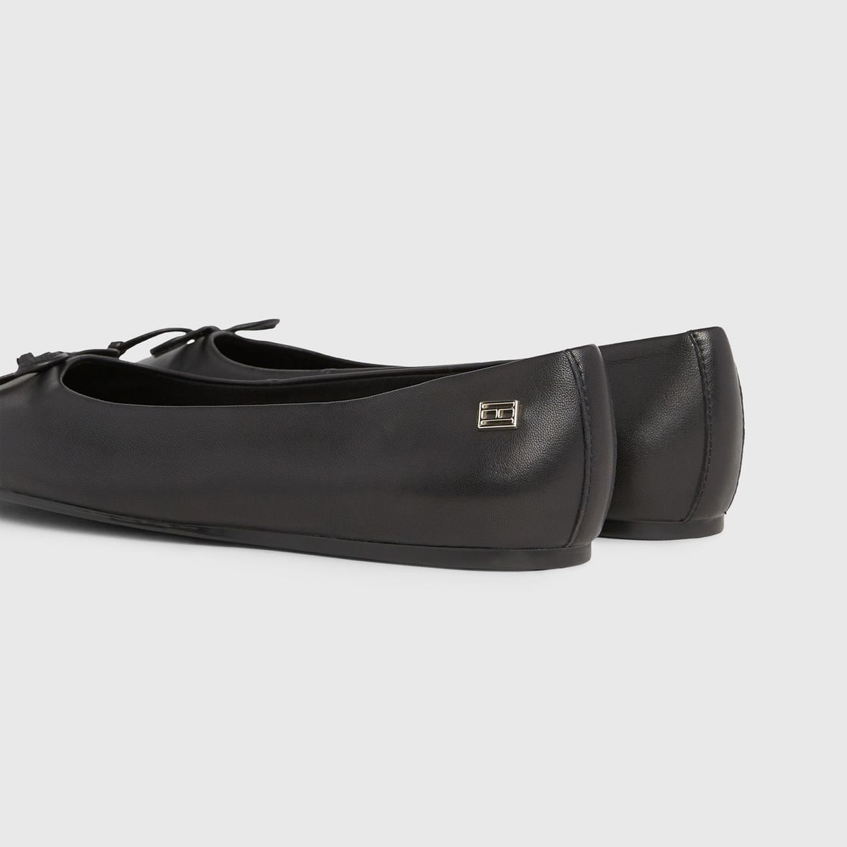 TOMMY HILFIGER - ZAPATOS ESSENTIAL LEATHER BALLERINA