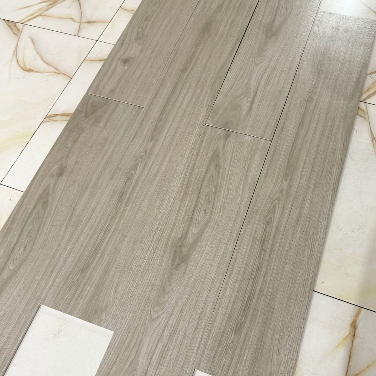 EJESA CREA TU ESPACIO IDEAL - Madera Hueso FD120207 20×120 cm Tablón porcelanato 144m2