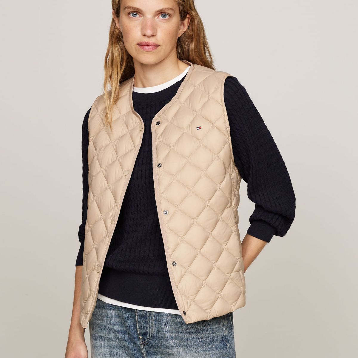 TOMMY HILFIGER - CHALECO LW DOWN QUILTED COLLARLESS VES