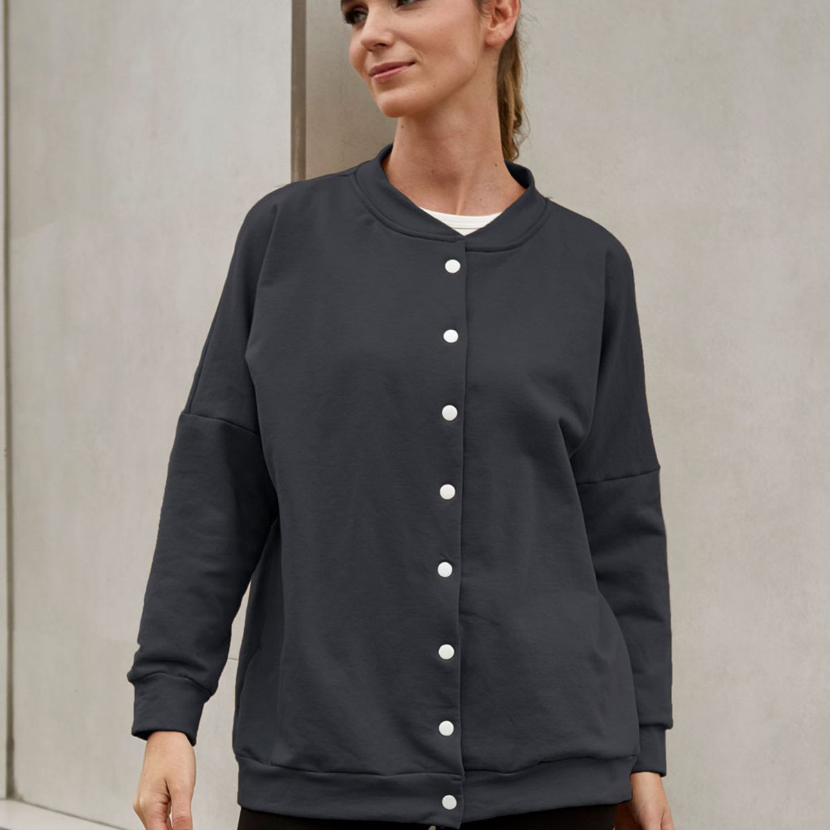 KONING - Polera Franela Oversized Mujer