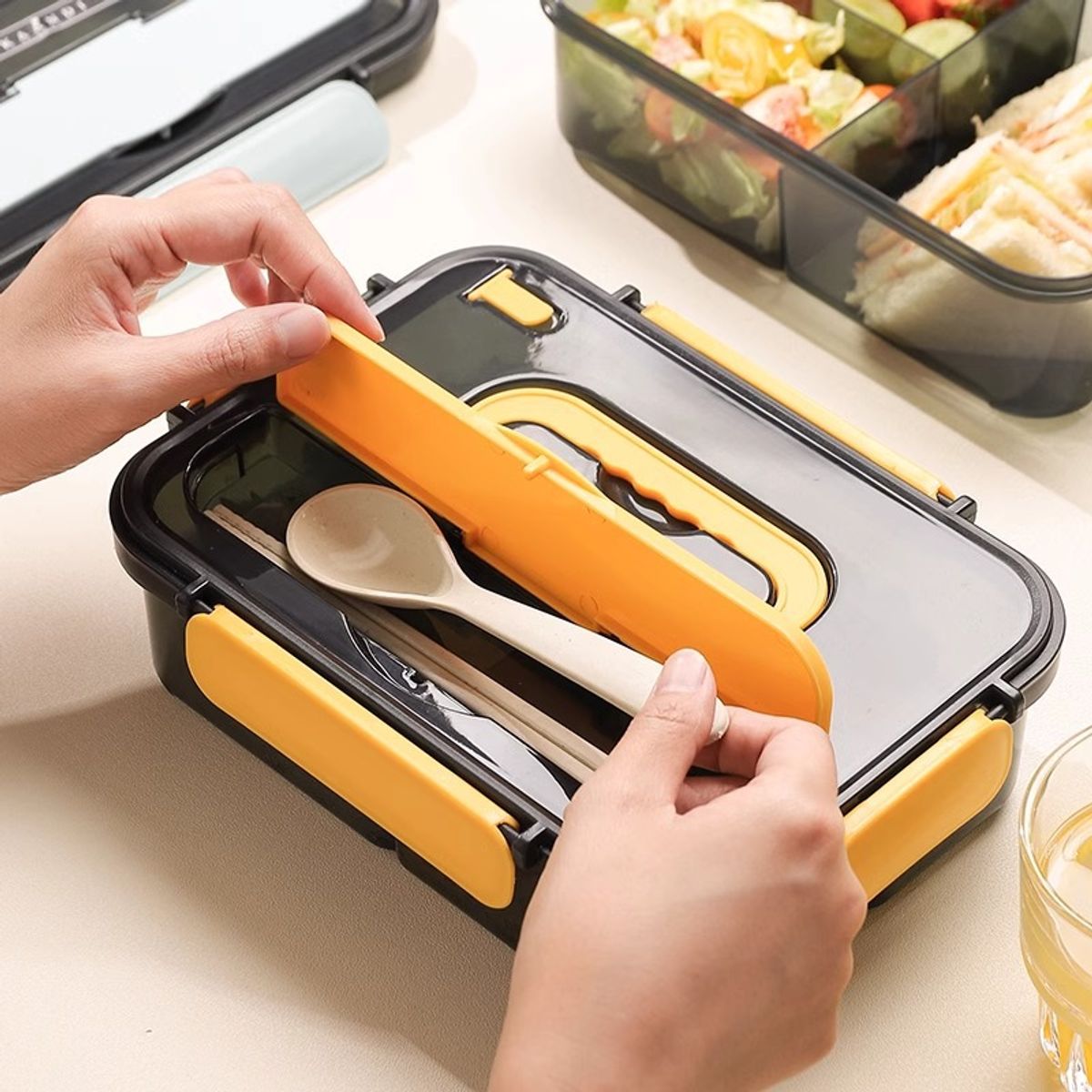 KAST PE - Bento Box Lonchera de Acero con Compartimientos