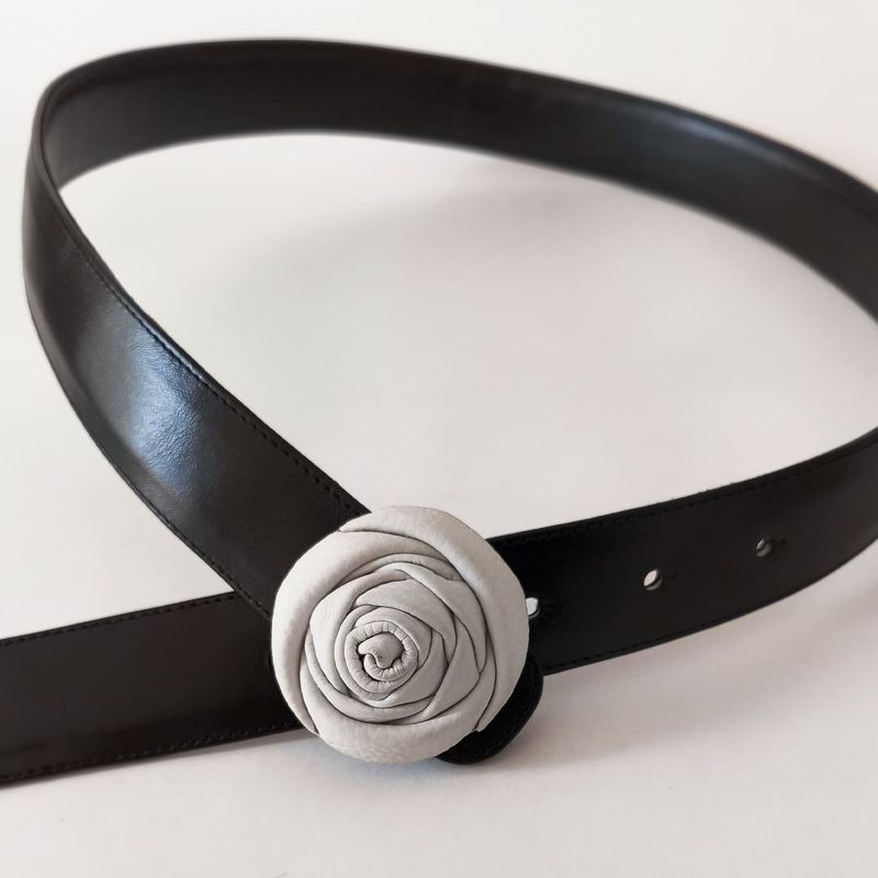 IRISABA - CINTURÓN  DE CUERO IRISABA PARA MUJER ROSSETTA NEGRO CON IVORY