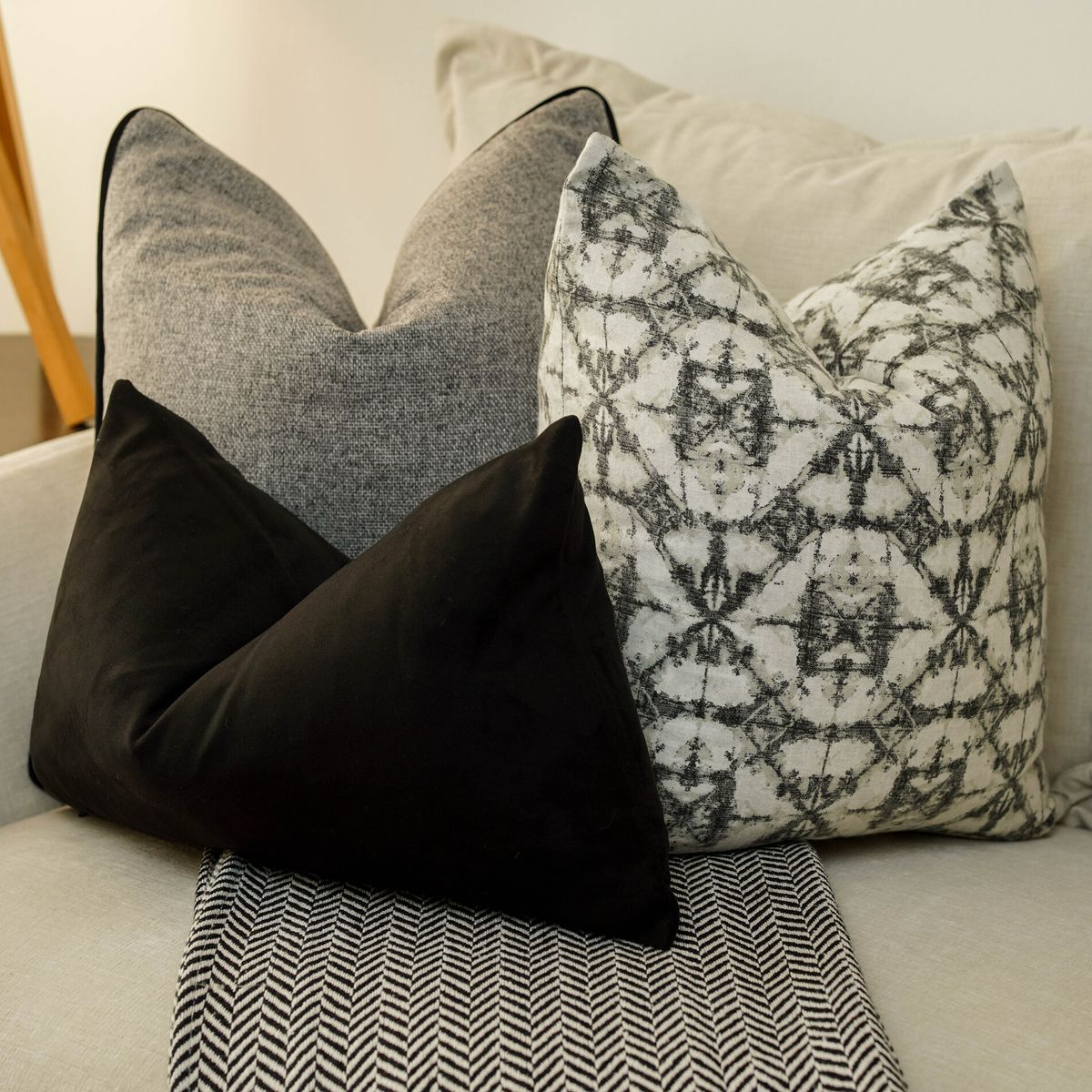 CLAUDIA RIVA HOME - Funda de Cojín Francis + relleno de poliester