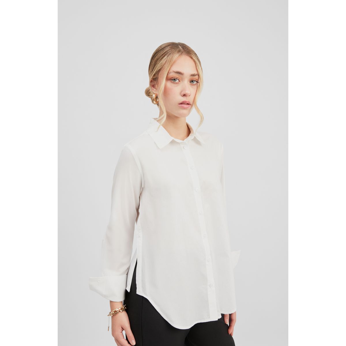 BANATY - BLUSA CON ABERTURA LATERAL CECILE MANGA LARGA DE MUJER