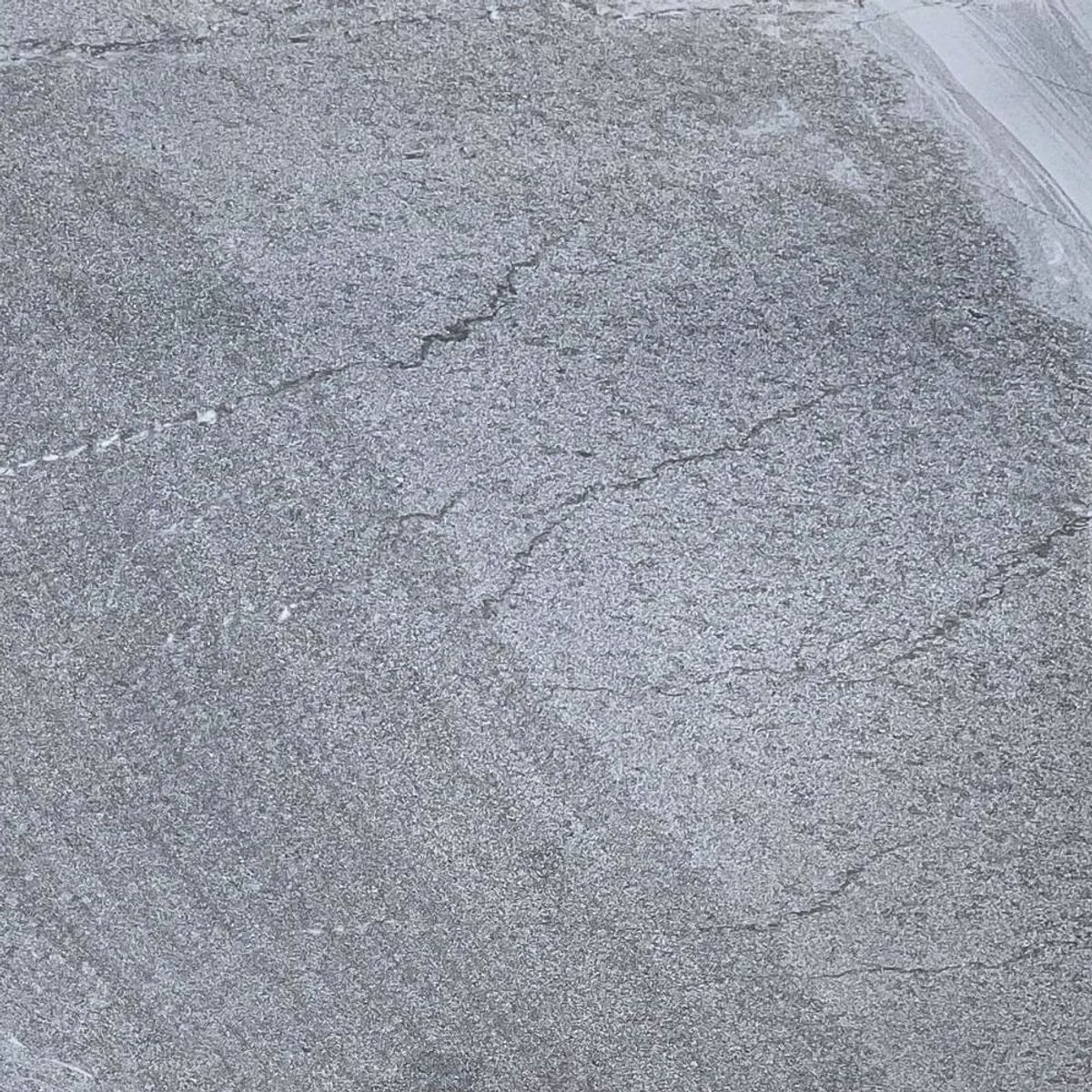 EJESA CREA TU ESPACIO IDEAL - PORCELANATO CEMENTO GRIS 60X60cm  144m2  VITRIFICADO