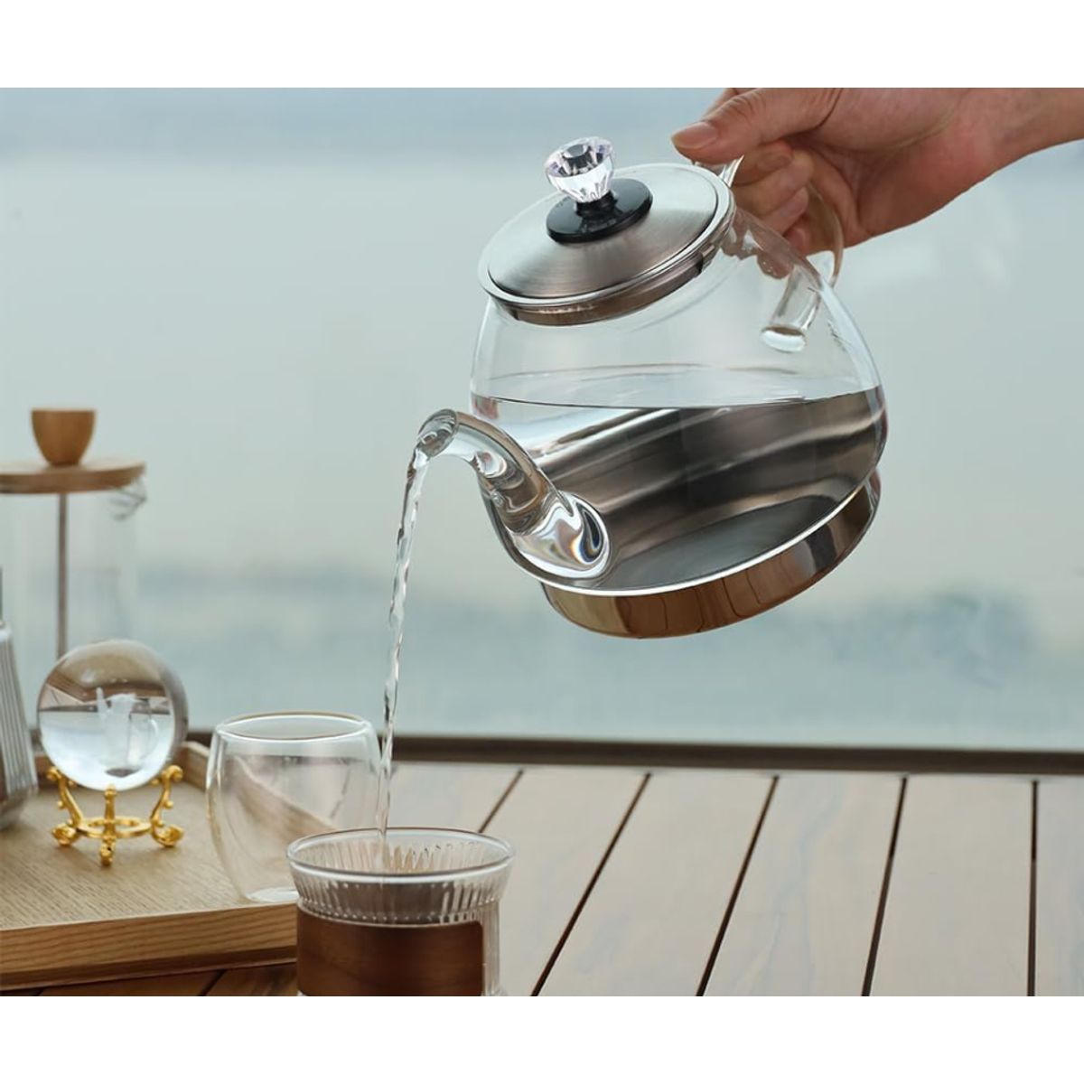 GENERICO - Jarra  de vidrio con base de acero   800 ml