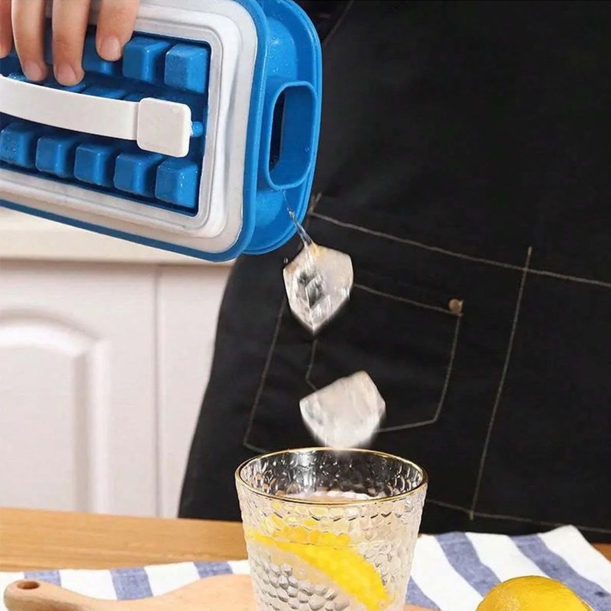 GENERICO - BANDEJAS DE SILICONA CON TAPAS DE 32 CELDAS