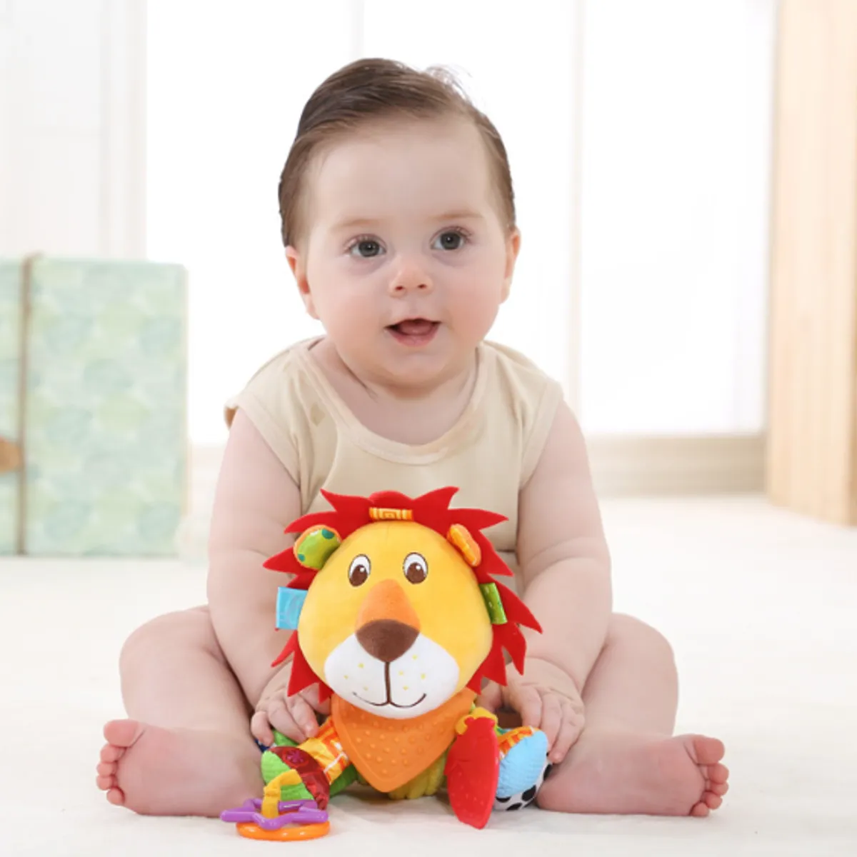 GENERICO - Peluche Sonajero con Mordedor de León Colgante para Bebé