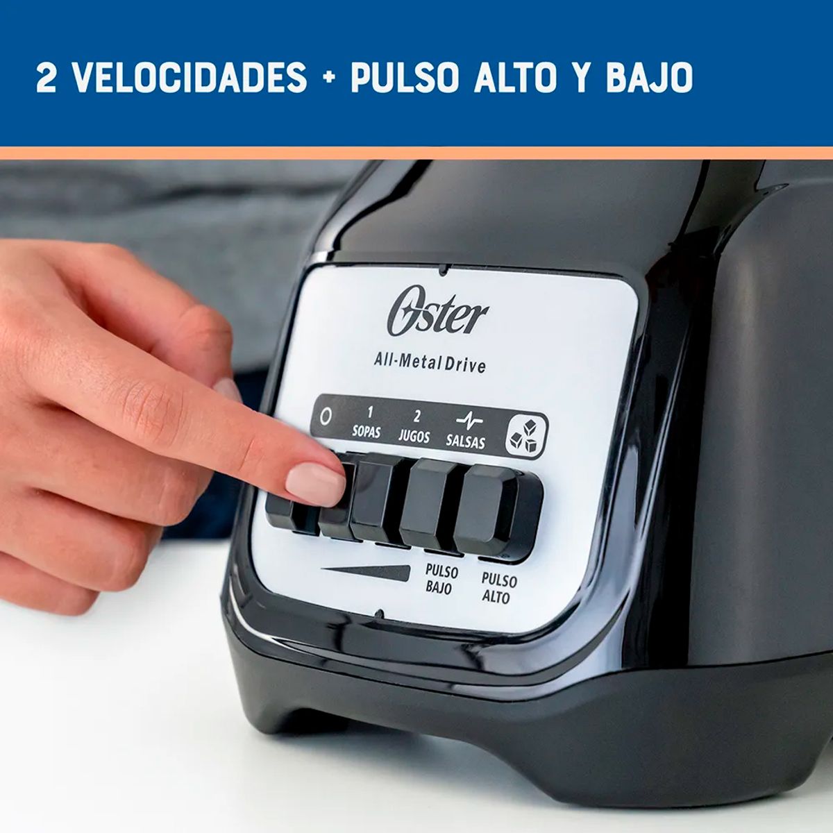 OSTER - Licuadora Oster 2 velocidades más pulso y vaso de vidrio BLSTKAGBPB