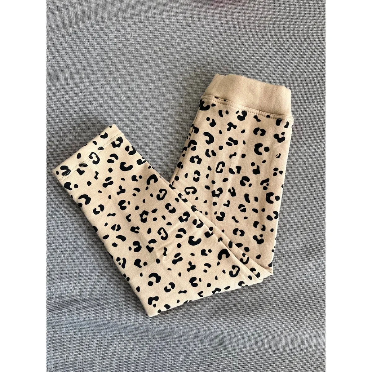 THE BABY SPOT - Legging para niña afranelada - Leopardo Desde T2 hasta T8