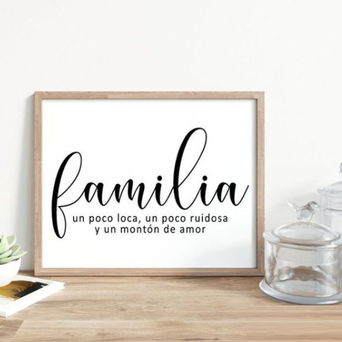 BOSQUE INVERNAL DECORACION ECO ALTERNATIVA - Letrero  pequeño en madera FAMILIA