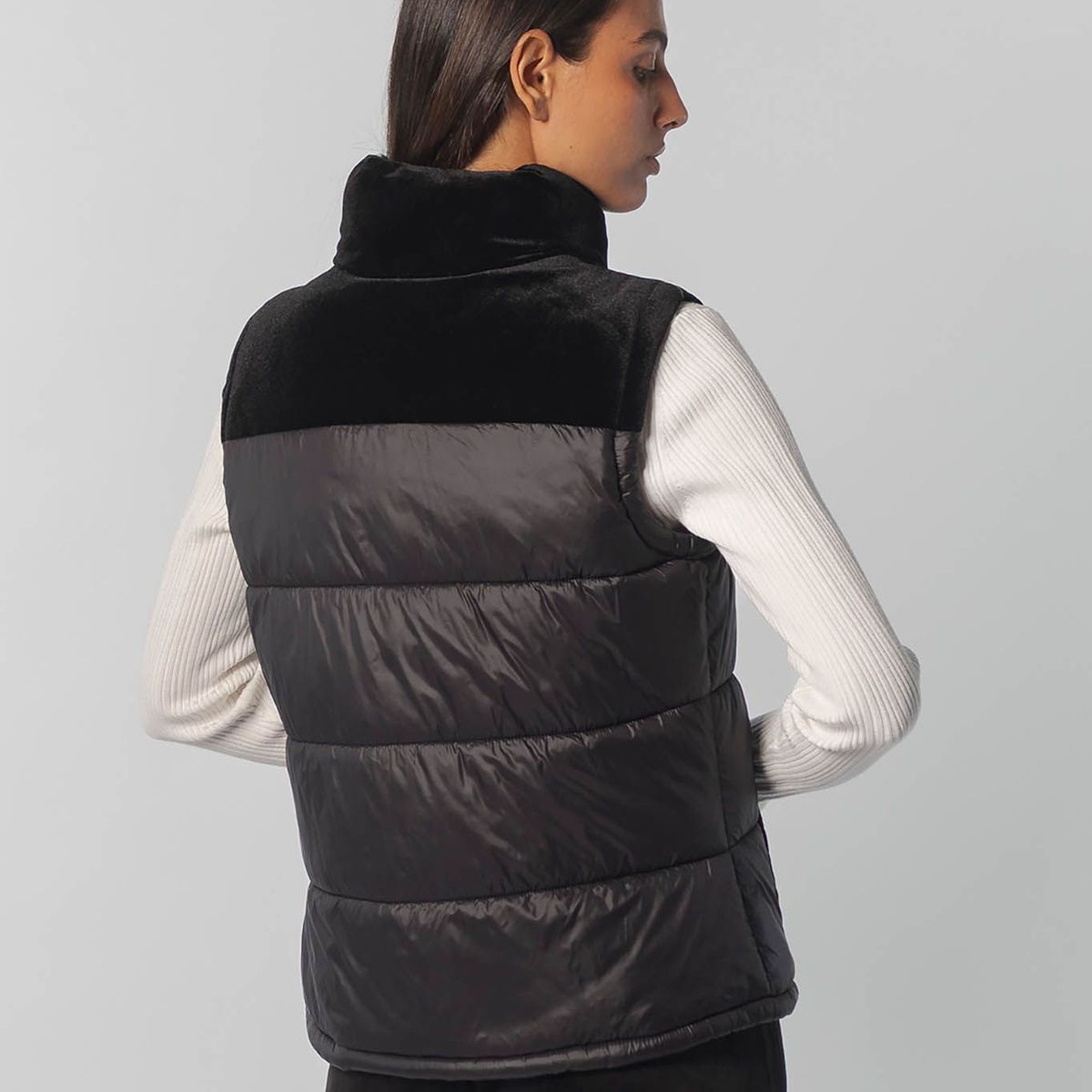 CALVIN KLEIN - CHALECO PARA MUJERES CK