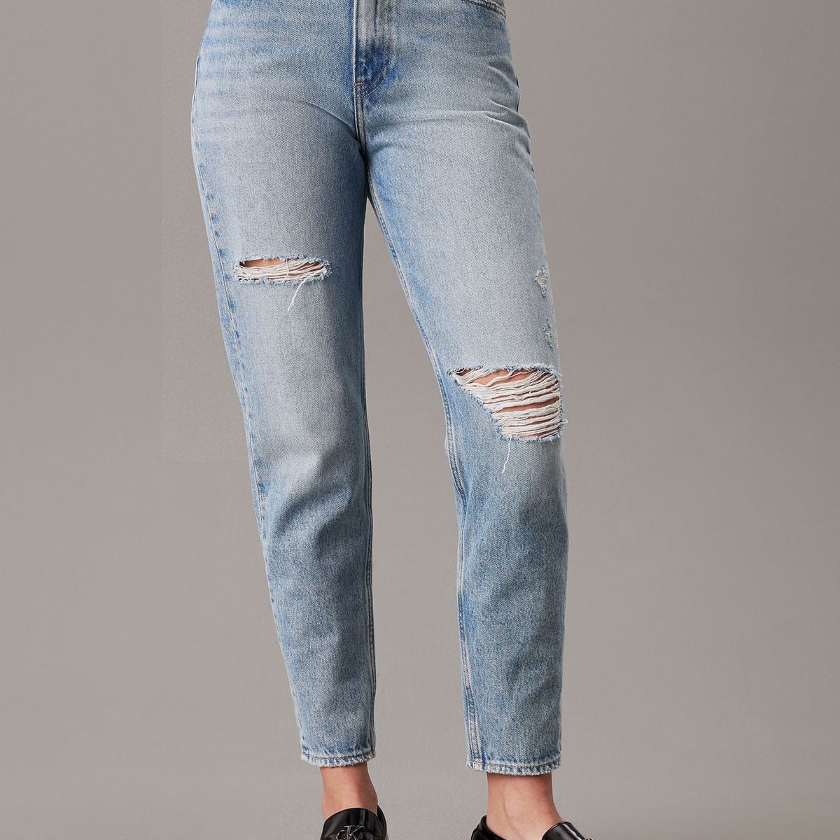 CALVIN KLEIN - JEAN MOM JEAN
