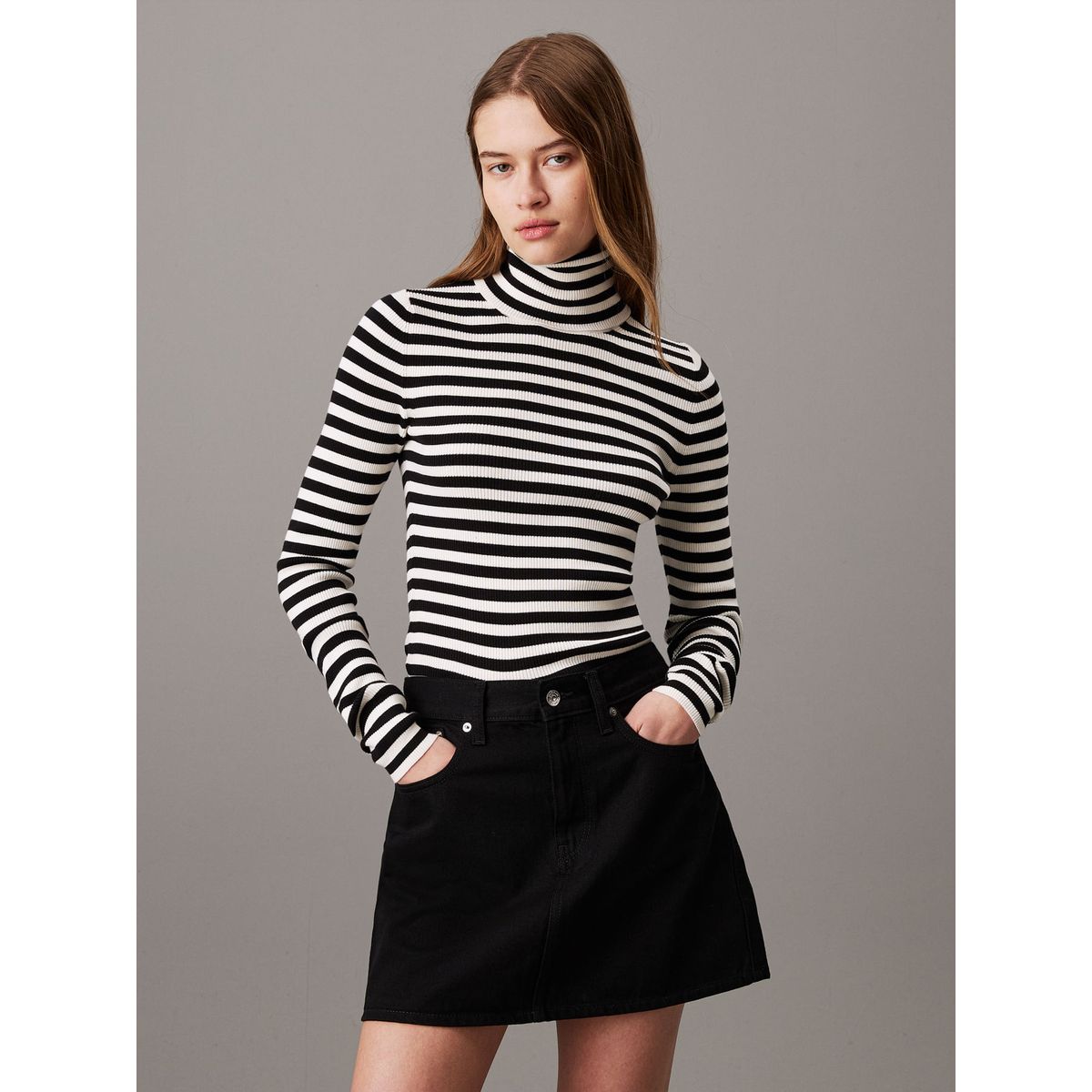 CALVIN KLEIN - SWEATER WOVEN LABEL ROLL NECK SWEATER