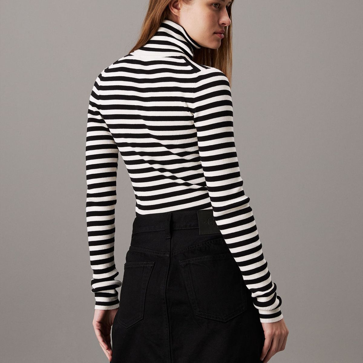 CALVIN KLEIN - SWEATER WOVEN LABEL ROLL NECK SWEATER