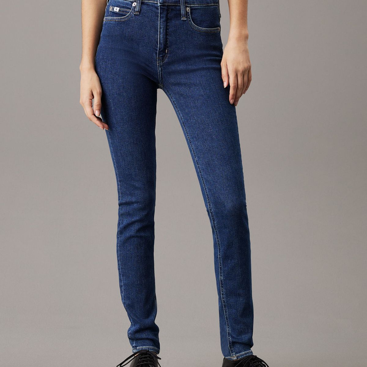 CALVIN KLEIN - JEAN MID RISE SKINNY