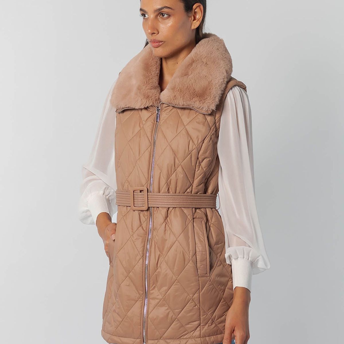 CALVIN KLEIN - CHALECO SIMND QLT W/FUR&BELT