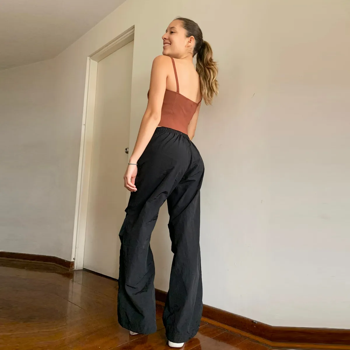 JAROLA - Pantalón Parachute Jarola Karen