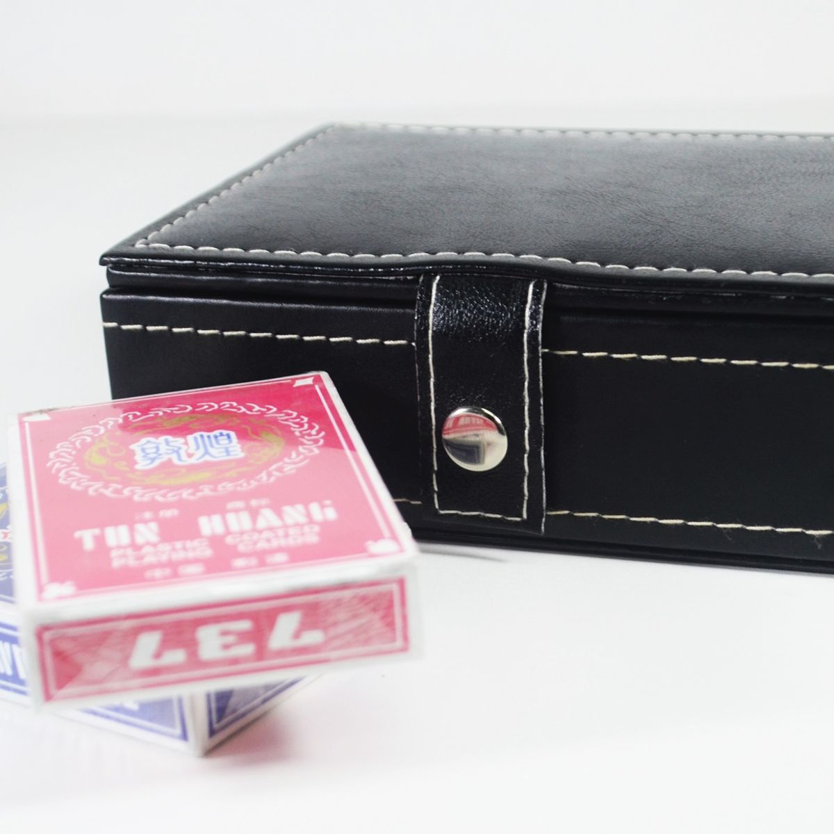 FERNANDA ROMERO JOYAS Y ACCESORIOS - Estuche Elegante con Cartas - Casino en Biocuero