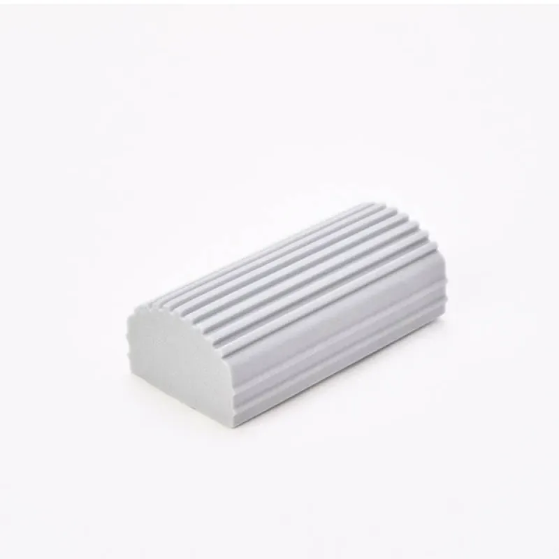 SCRUB DADDY - Damp Duster