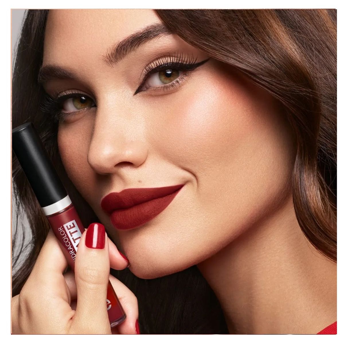 ESIKA - Labial Líquido Hidracolor Matte Pimienta Caliente -  Duradero y Suave