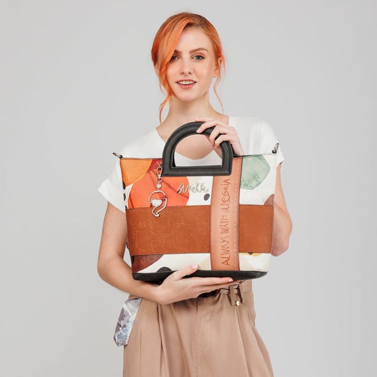 GENERICO - Cartera con Asa de Mano-Anekke Alegría