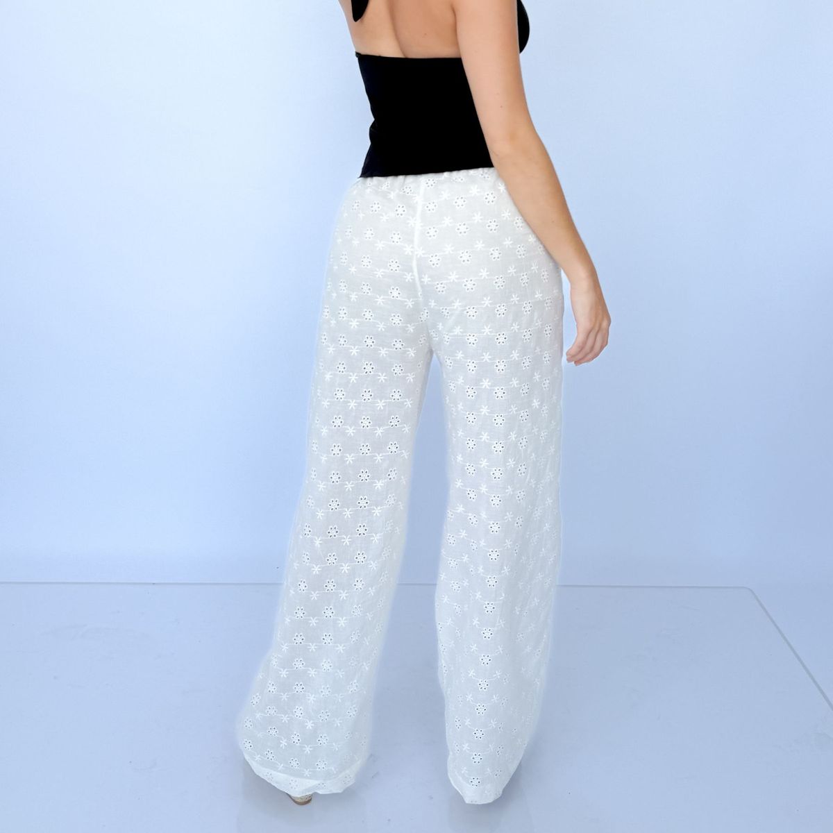 INTROSPECTIVA MODA - PANTALÓN RECTO EN BRODERÍ