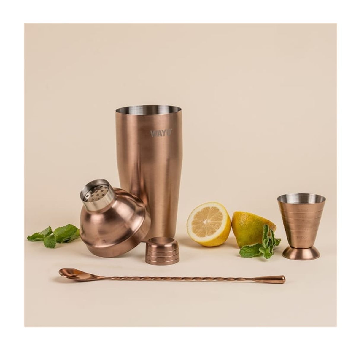 WAYU - COCTELERA DE 750 ML CON MEDIDOR Y CUCHARA WAYU