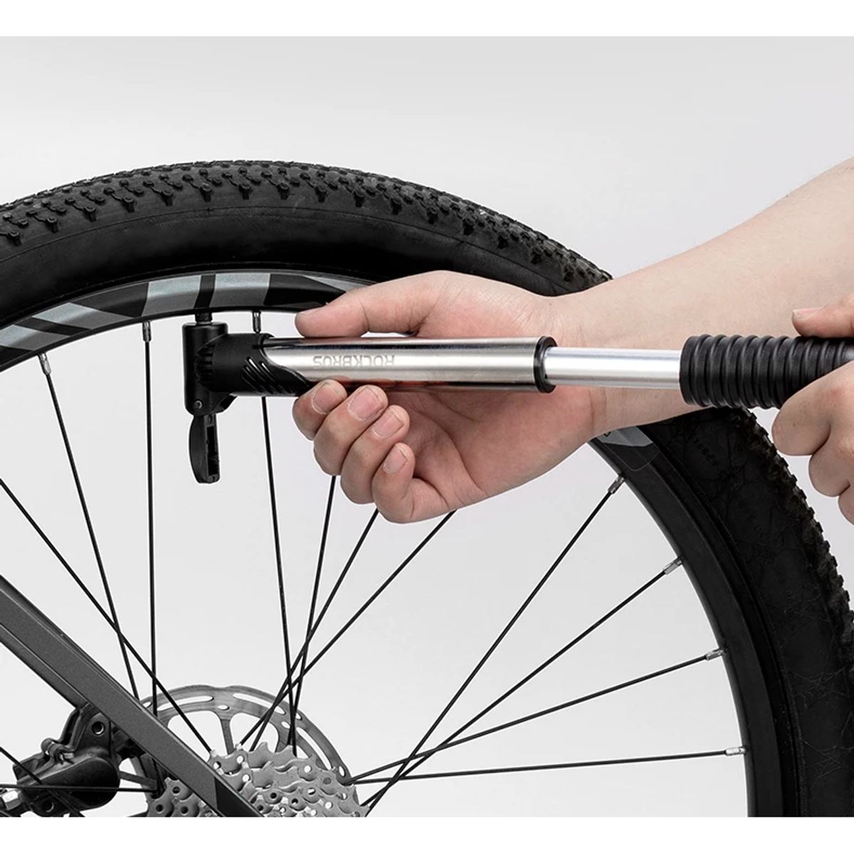 ROCKBROS - Inflador Portátil para Bicicleta ROCKBROS 100 PSI de acero