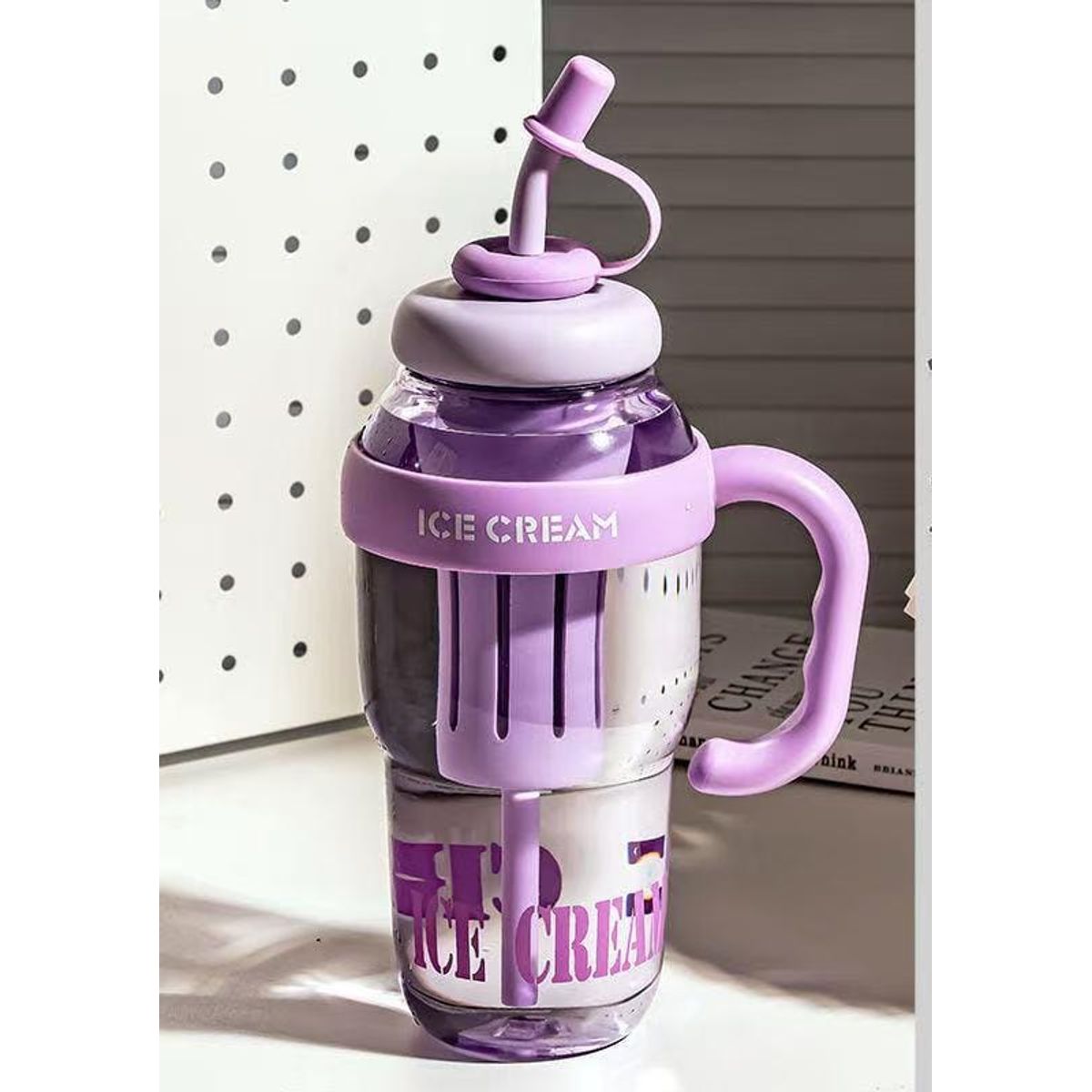 GENERICO - TOMATODO VASO BOTELLA ICE CREAM CON CAÑITA DE 1400 ML COLOR FUCSIA