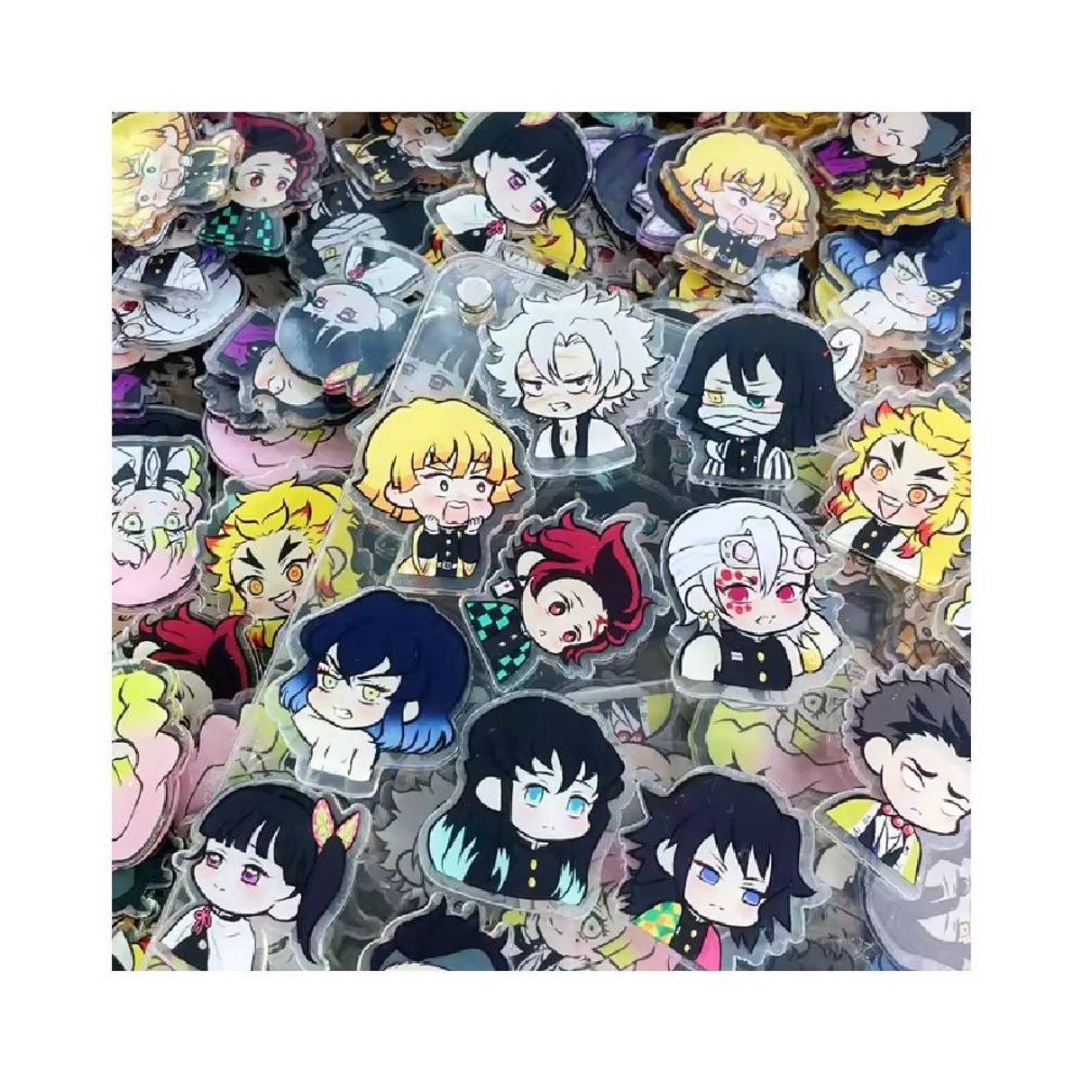 GENERICO - Acrilicos al Azar 10 unidades de Demon Slayer