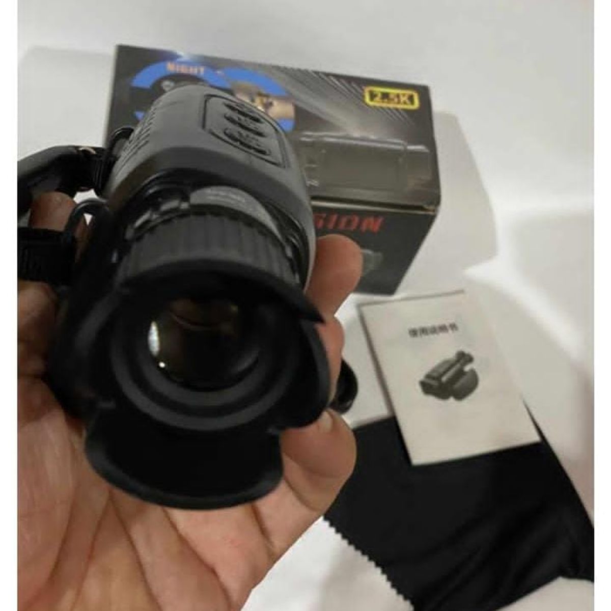 GENERICO - MONOCULAR CON CAMARA DE VISION NOCTURNA Y GRABADORA 4K ZOOM5X R7