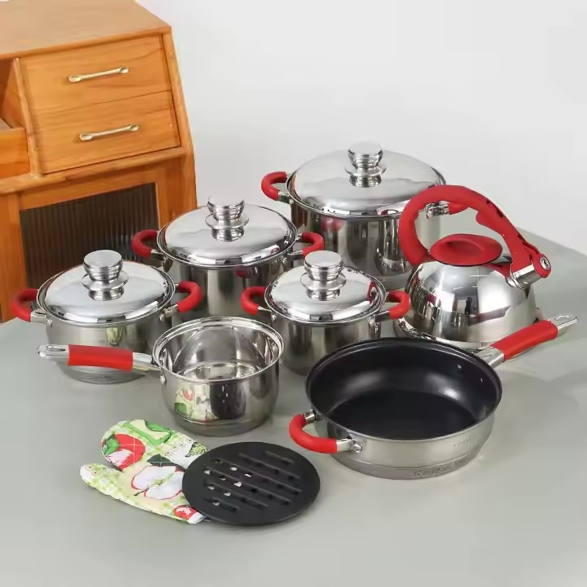 GENERICO - Set ollas KAISA VILLA con Tetera, total 16 piezas de acero inoxidable