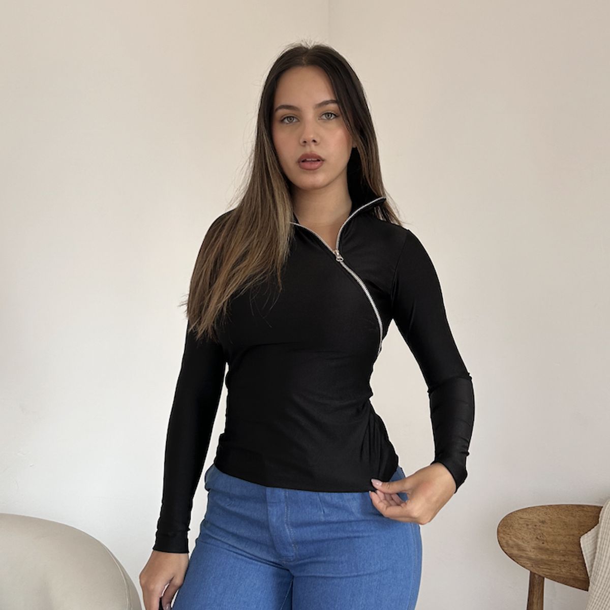 SOLARY - Blusa Cafarena con Cierre Negro