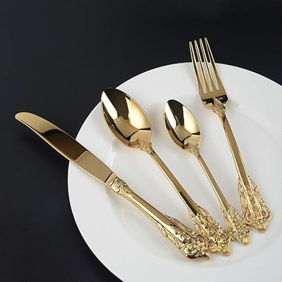 GENERICO - Juego de Cubiertos de 16 Piezas Virreynal Dorado