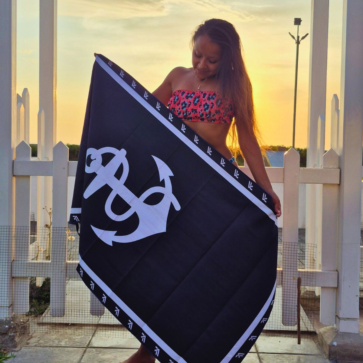 INDEPENDIENTE - Toalla Playera de Microfibra Náutica Valuma