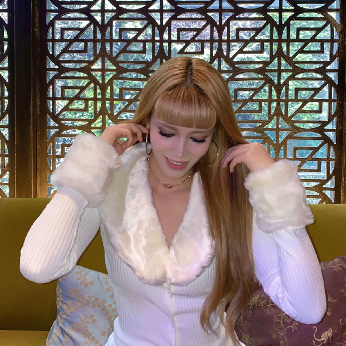 KATE LARRAIN - Cárdigan con peluche Louva