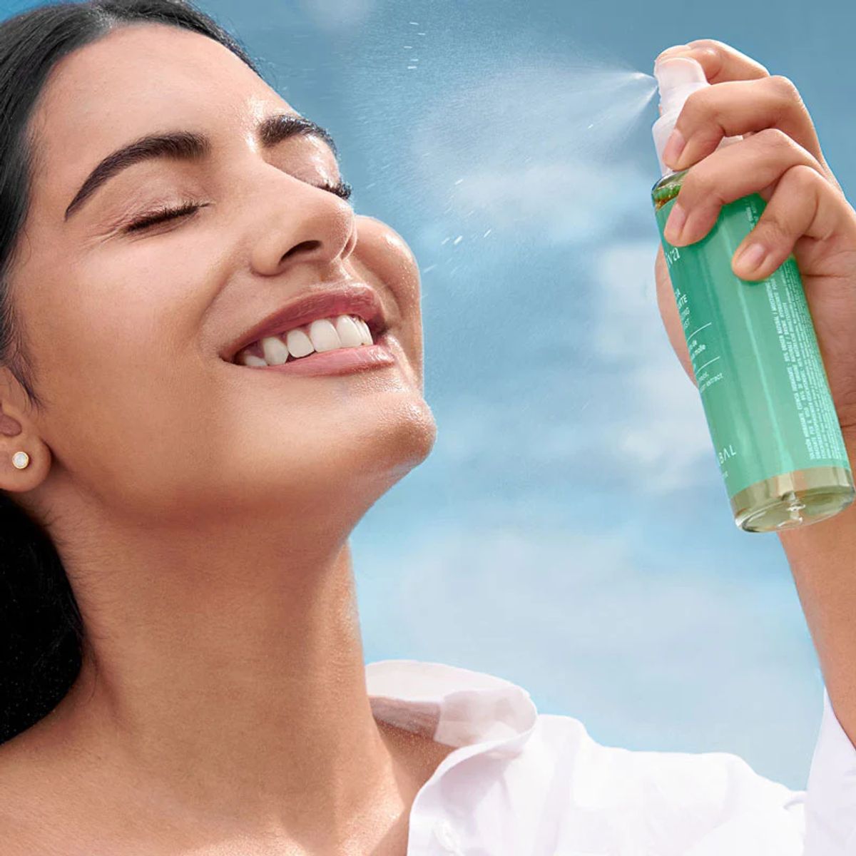 YANBAL - Esencia Hidratante para Rostro Sentiva 120 ml Yanbal