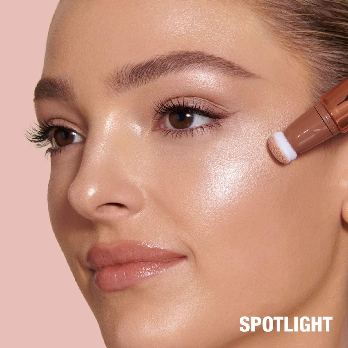 CHARLOTTE TILBURY - Iluminador Liquido Spotlight - rose gold Maquillaje