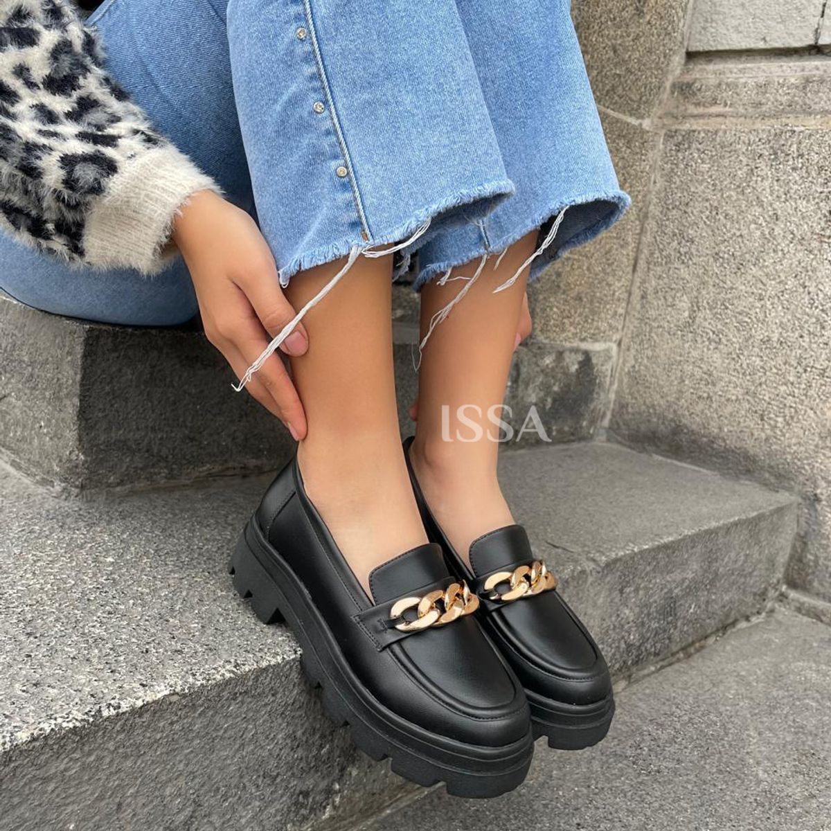 GENERICO - MOCASIN DANA EN COLOR NEGRO MATE