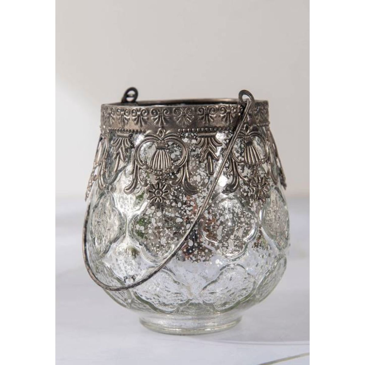 CONCEPT - PORTAVELA PLATEADO DE VIDRIO