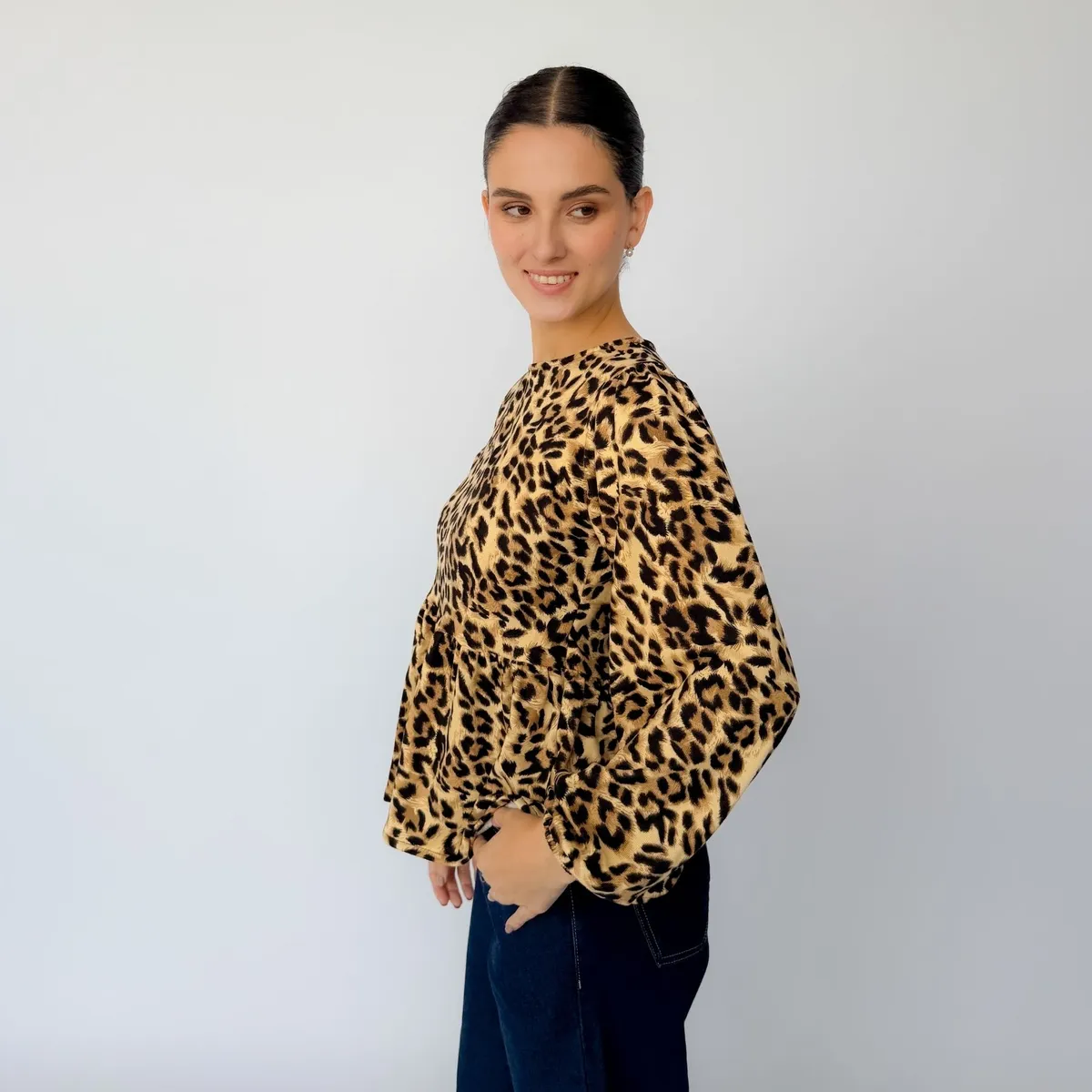 INTROSPECTIVA MODA - BLUSA PEPLUM MODELO SICILIA