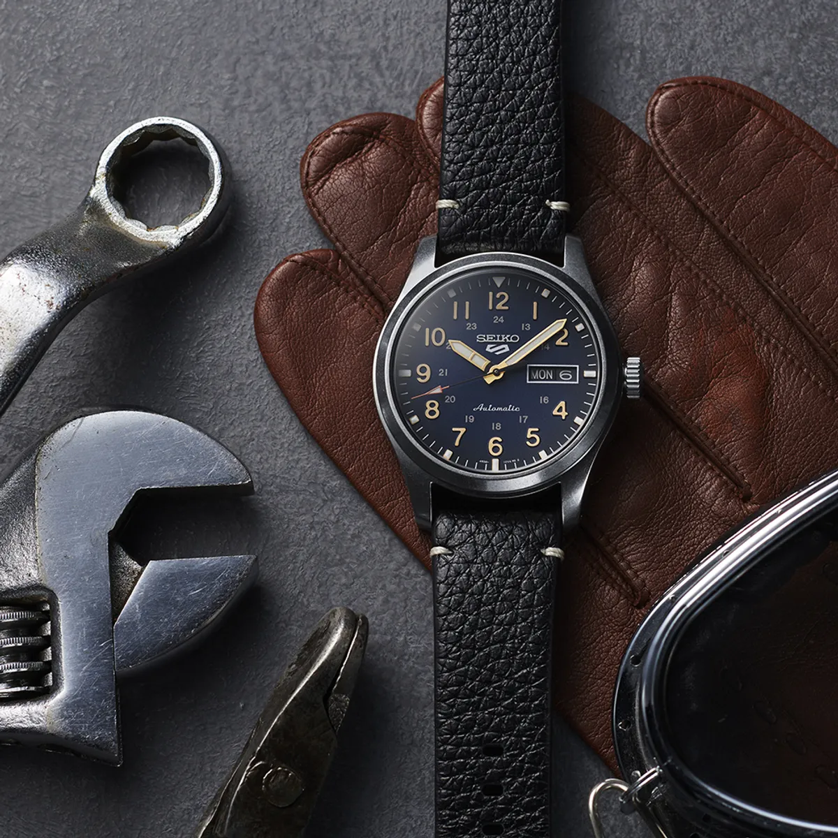 SEIKO - SEIKO 5 Sports Field GMT Automatico Acero Inox SRPG39