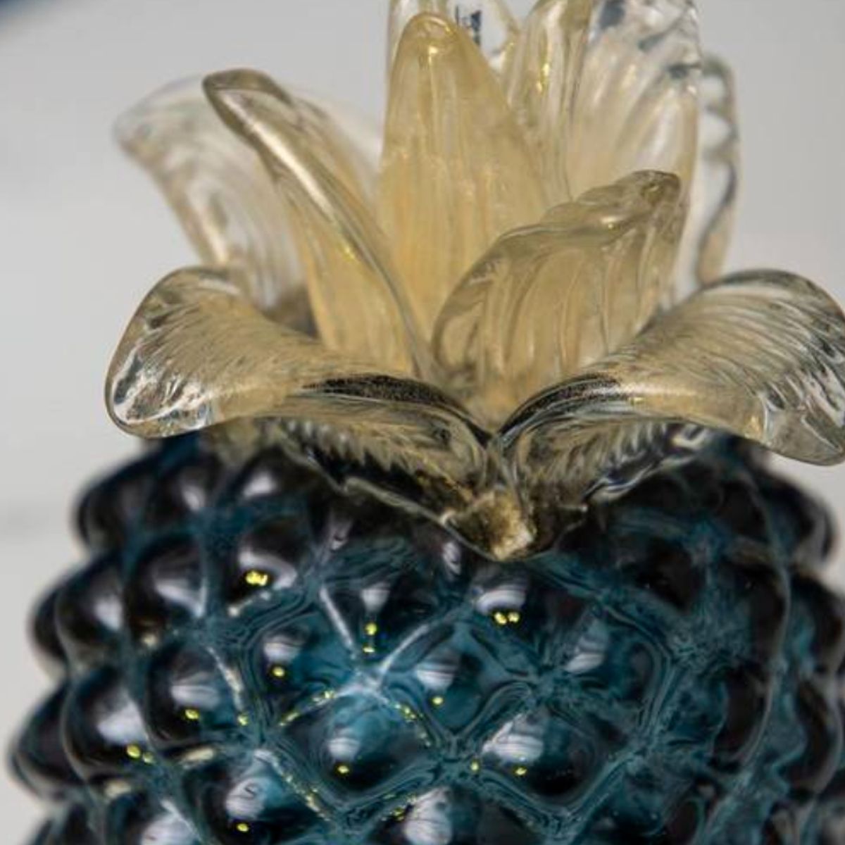 CONCEPT - PIÑA AZUL DE VIDRIO MURANO